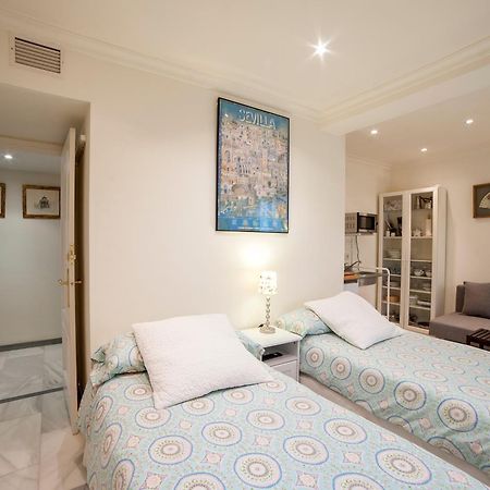 Atanasio Barron Apartment Seville Luaran gambar