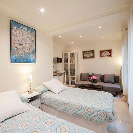 Atanasio Barron Apartment Seville Luaran gambar